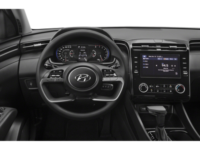 2023 Hyundai TUCSON SE