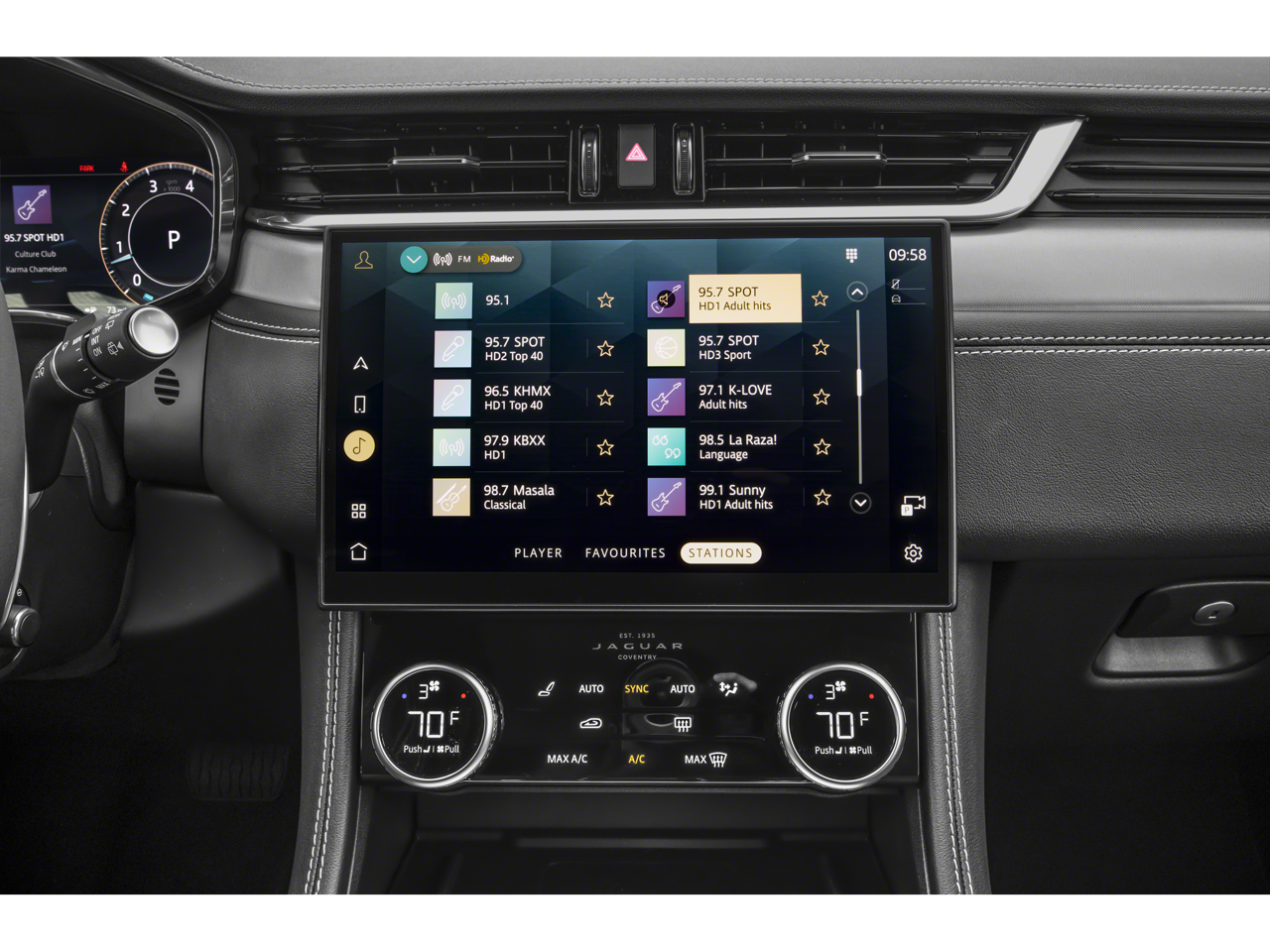 2024 Jaguar F-PACE P250 R-Dynamic S