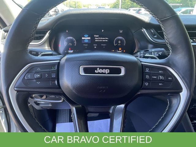 2022 Jeep Grand Cherokee Laredo 4x4