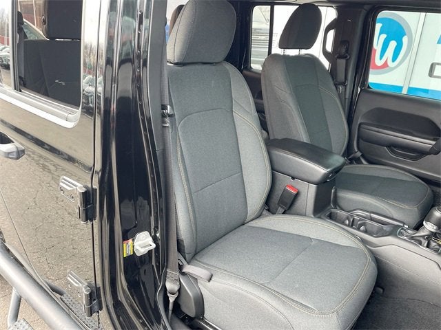 2024 Jeep Gladiator Sport S