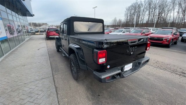 2024 Jeep Gladiator Sport S
