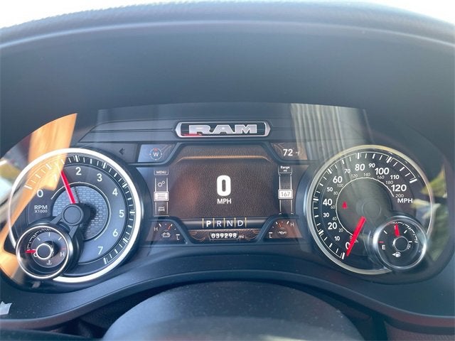 2022 RAM 1500 Big Horn Quad Cab 4x4 6'4" Box