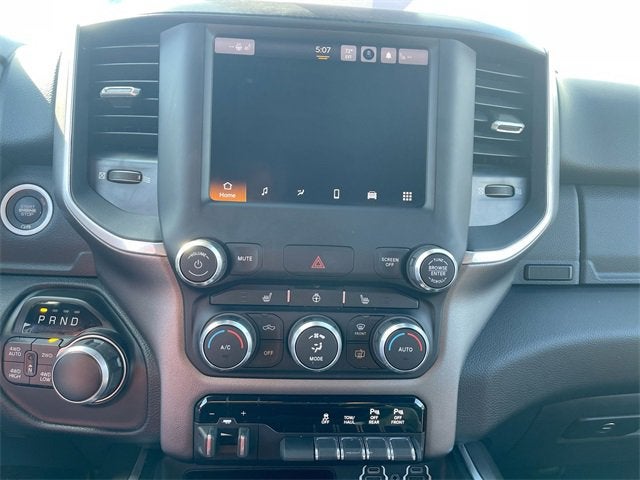 2022 RAM 1500 Big Horn Quad Cab 4x4 6'4" Box