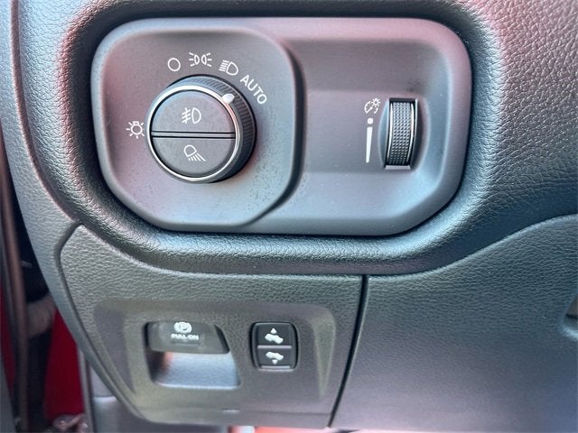 2022 RAM 1500 Big Horn Quad Cab 4x4 6'4" Box