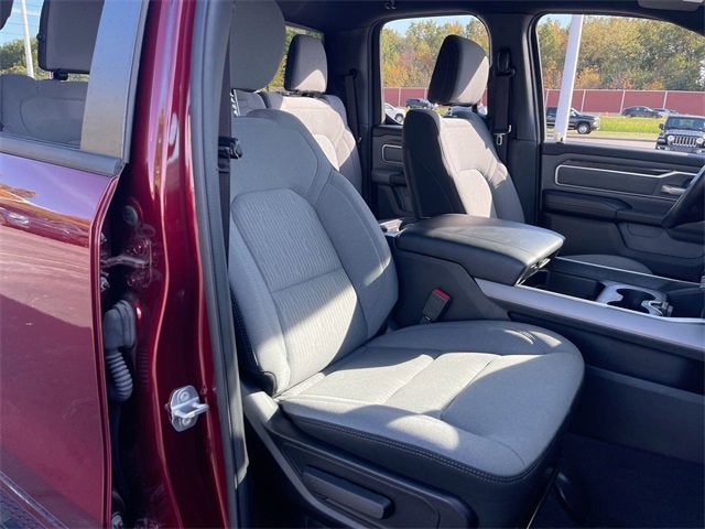 2022 RAM 1500 Big Horn Quad Cab 4x4 6'4" Box