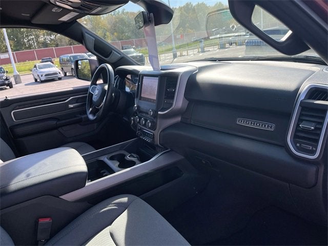 2022 RAM 1500 Big Horn Quad Cab 4x4 6'4" Box