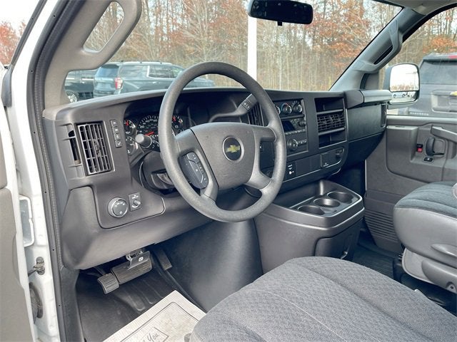 2024 Chevrolet Express Cargo 2500 WT