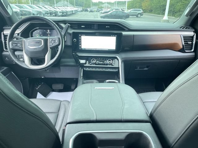 2025 GMC Sierra 2500 HD Denali