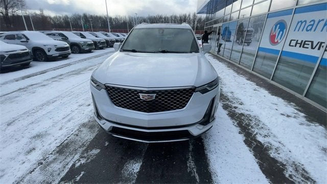 2024 Cadillac XT6 Luxury
