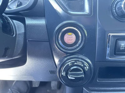 2023 Nissan TITAN Crew Cab SV 4x4