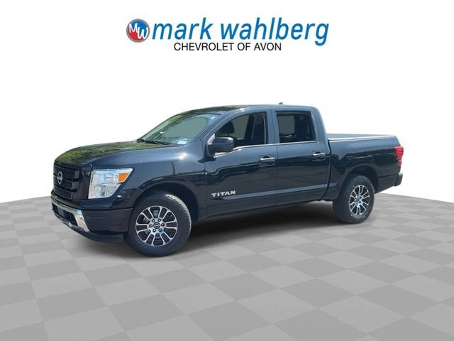 2023 Nissan TITAN Crew Cab SV 4x4