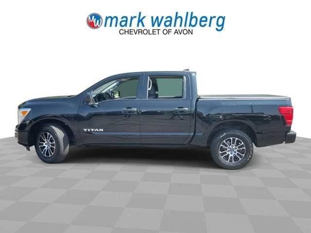 2023 Nissan TITAN Crew Cab SV 4x4