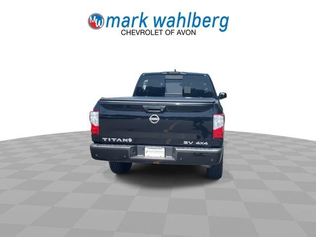 2023 Nissan TITAN Crew Cab SV 4x4