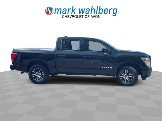 2023 Nissan TITAN Crew Cab SV 4x4