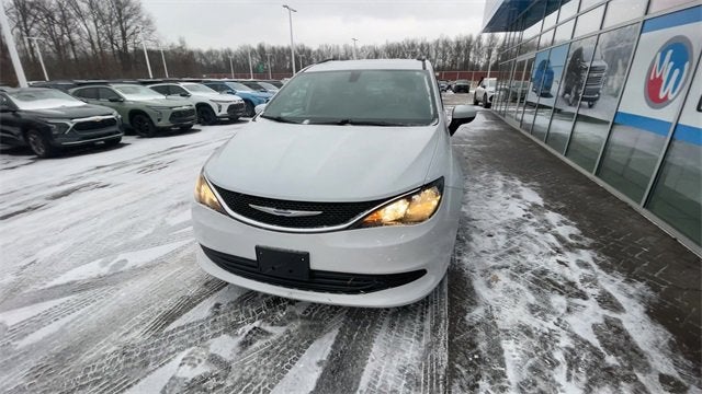 2020 Chrysler Voyager LXI