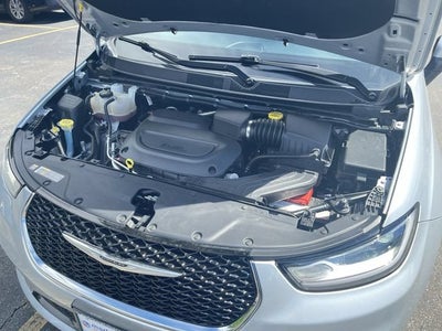2023 Chrysler Pacifica Touring
