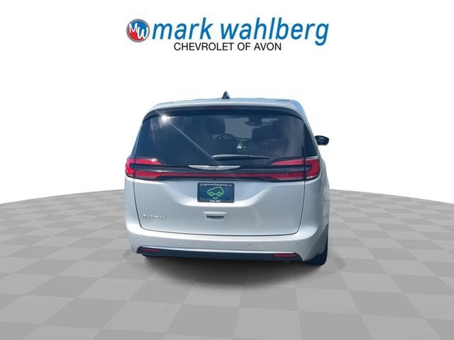2023 Chrysler Pacifica Touring