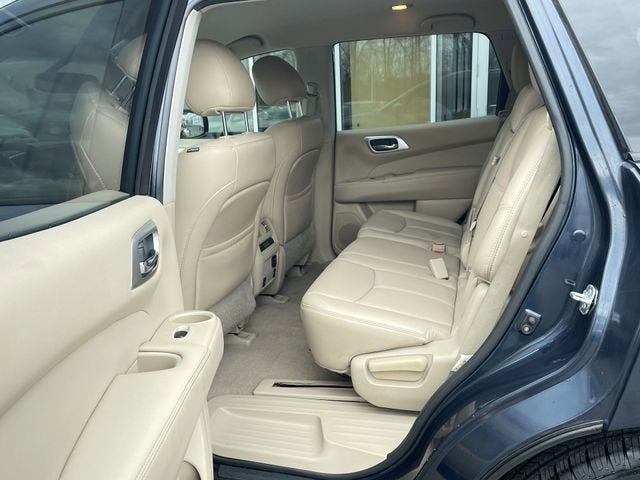 2015 Nissan Pathfinder SL