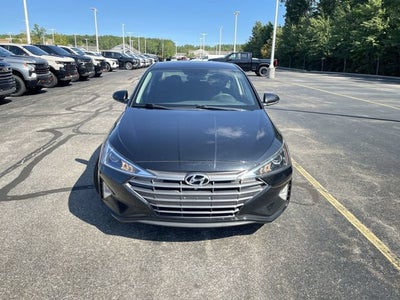 2019 Hyundai ELANTRA SE