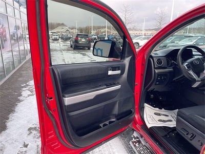 2014 Toyota Tundra SR5 5.7L V8