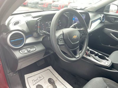 2025 Chevrolet Trax LS