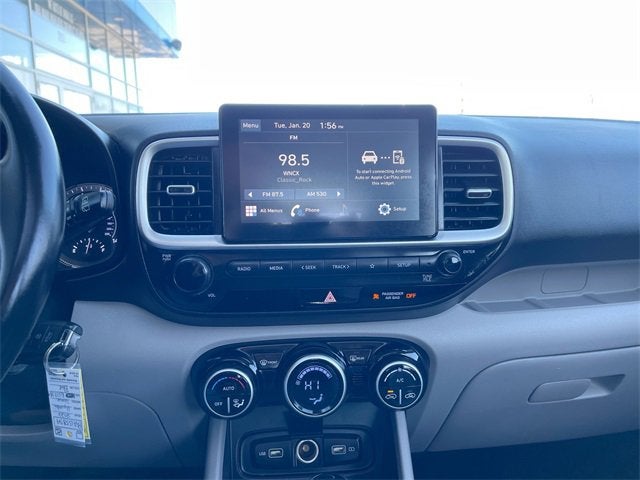 2022 Hyundai VENUE SEL