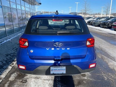 2022 Hyundai VENUE SEL