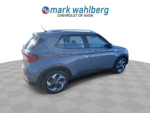 2023 Hyundai VENUE SEL