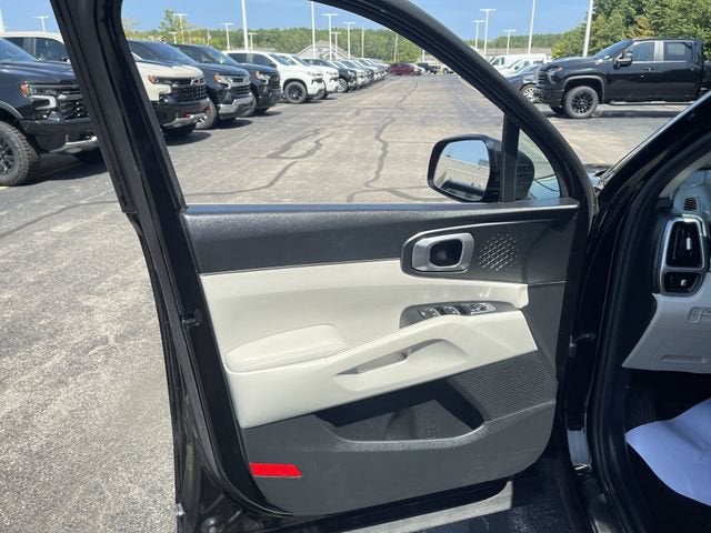 2022 Kia Sorento Hybrid EX