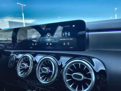 2021 Mercedes-Benz A 220 4MATIC®