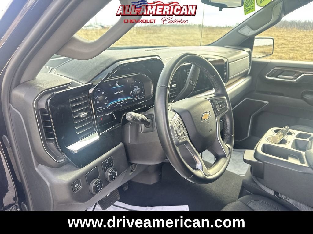 2024 Chevrolet Silverado 1500 LT