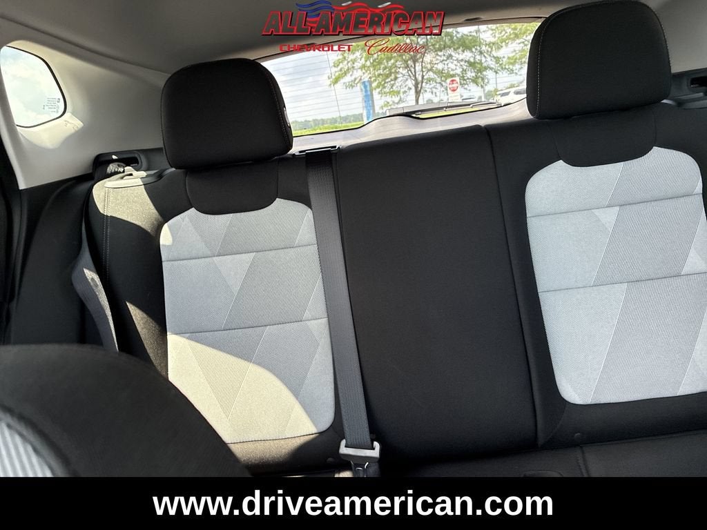 2025 Chevrolet Trax LS