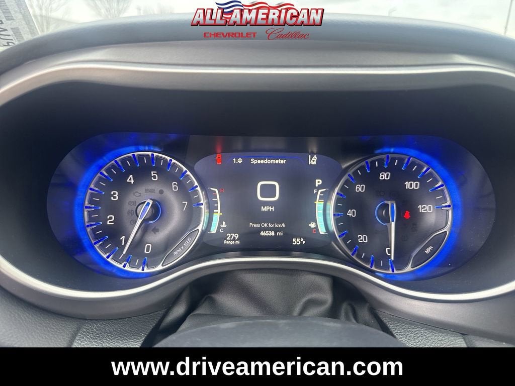 2025 Chrysler Pacifica Select