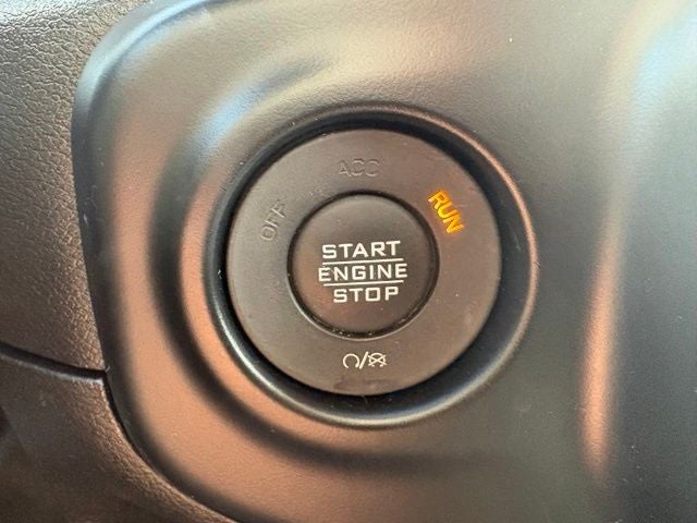 2023 Jeep Wrangler 4-Door Sahara