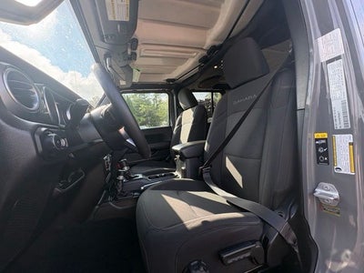 2023 Jeep Wrangler 4-Door Sahara