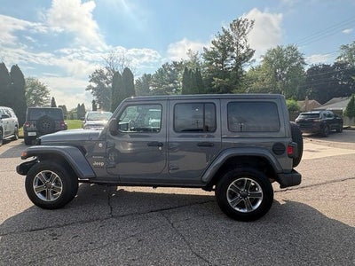 2023 Jeep Wrangler 4-Door Sahara