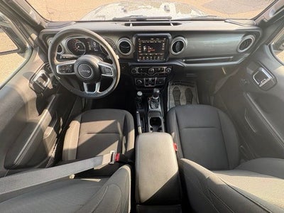 2023 Jeep Wrangler 4-Door Sahara