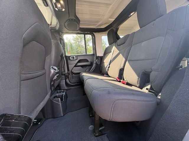 2023 Jeep Wrangler 4-Door Sahara