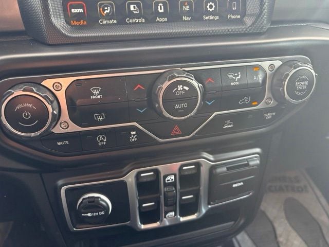 2023 Jeep Wrangler 4-Door Sahara