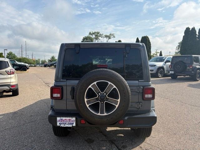 2023 Jeep Wrangler 4-Door Sahara