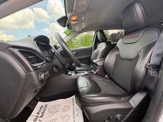 2019 Jeep Cherokee Trailhawk
