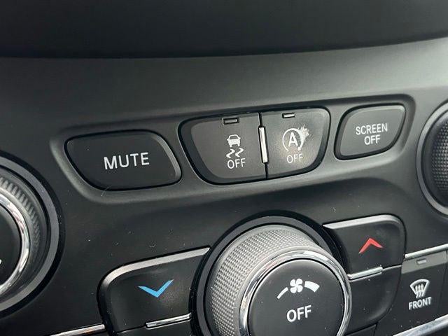 2021 Jeep Cherokee Latitude Lux 4X4