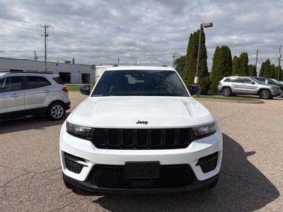 2023 Jeep Grand Cherokee Altitude 4x4
