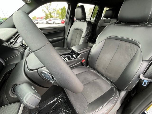 2023 Jeep Grand Cherokee Altitude 4x4
