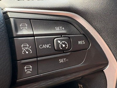 2023 Jeep Grand Cherokee L Altitude 4x4