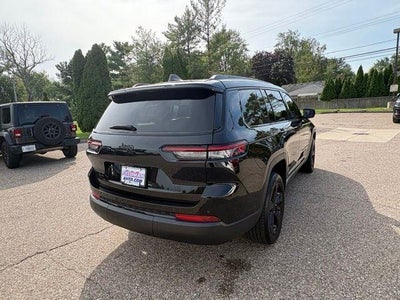 2023 Jeep Grand Cherokee L Altitude 4x4