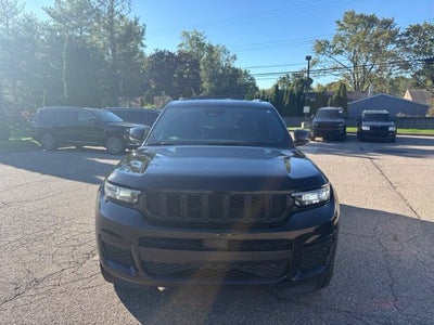 2023 Jeep Grand Cherokee L Altitude