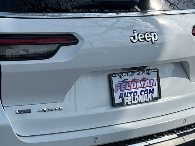 2023 Jeep Grand Cherokee L Laredo