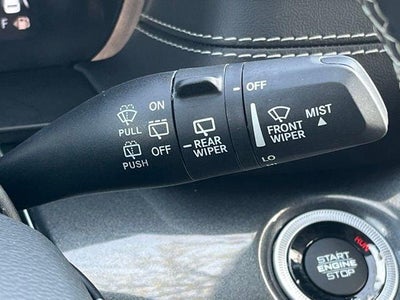 2023 Jeep Grand Cherokee L Laredo 4x4