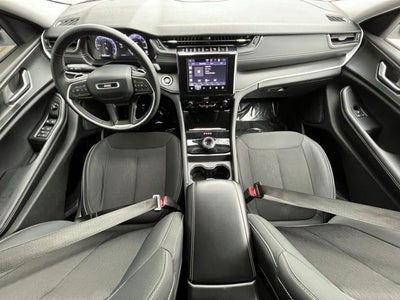 2023 Jeep Grand Cherokee L Laredo 4x4